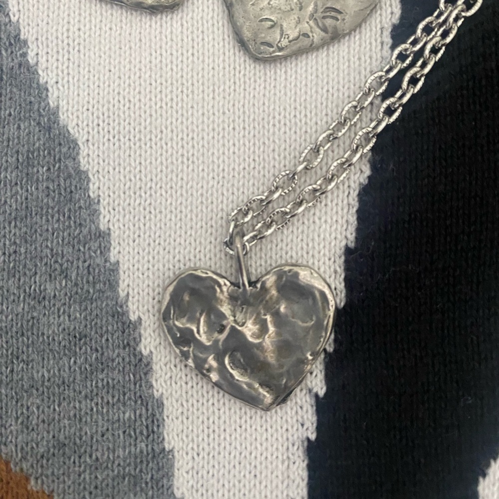 HEART NECKLACE and EARRING SET - Picture 2 of 7